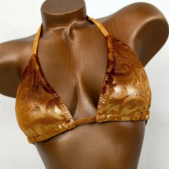 Gold Figure Suit - Picture 2 of 4